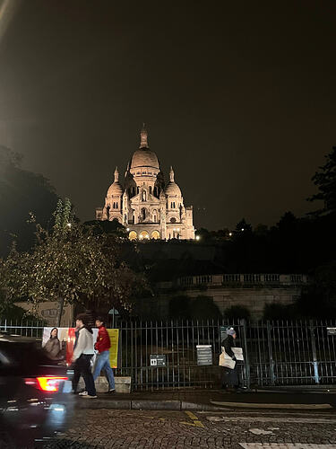몽마르뜨언덕 야경