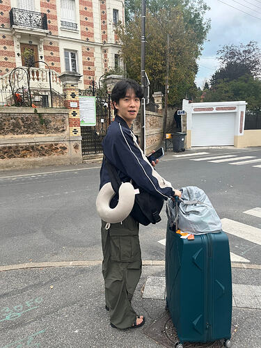 재근님의 숨길 수 없는 미모